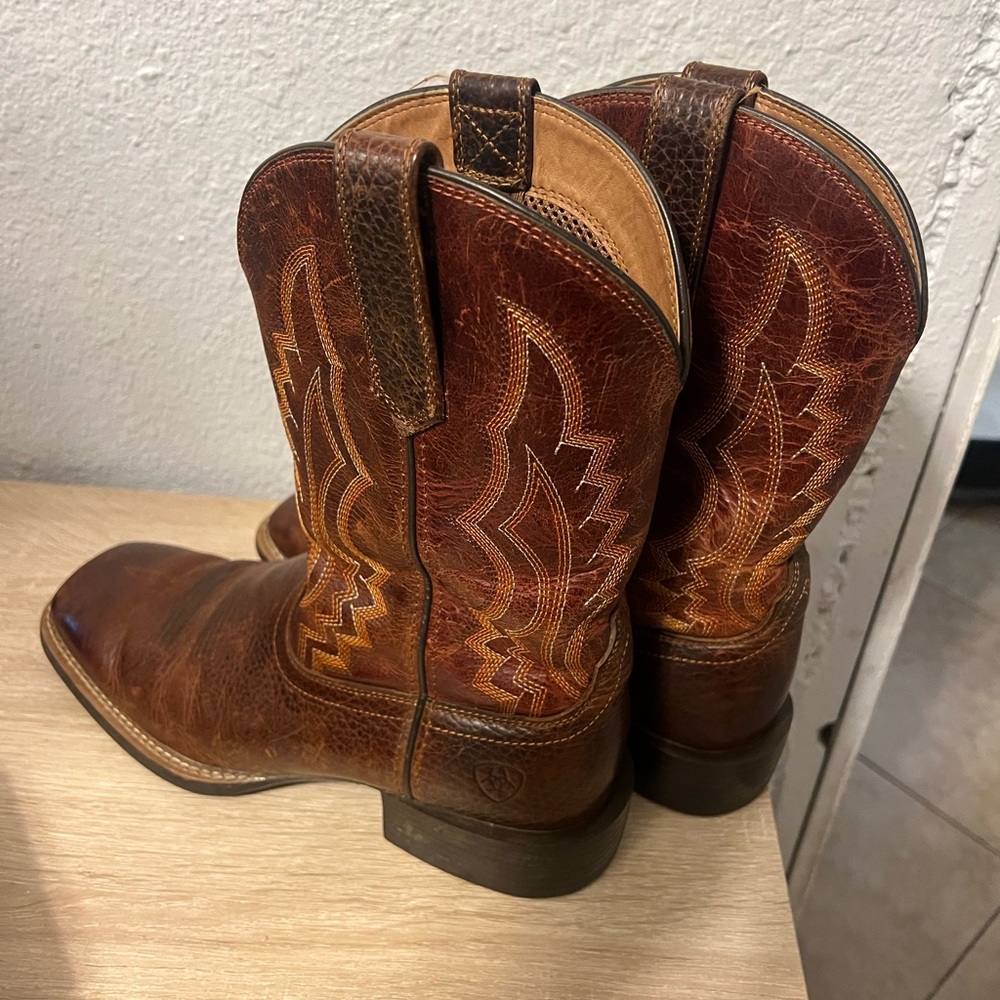 Ariat boots men